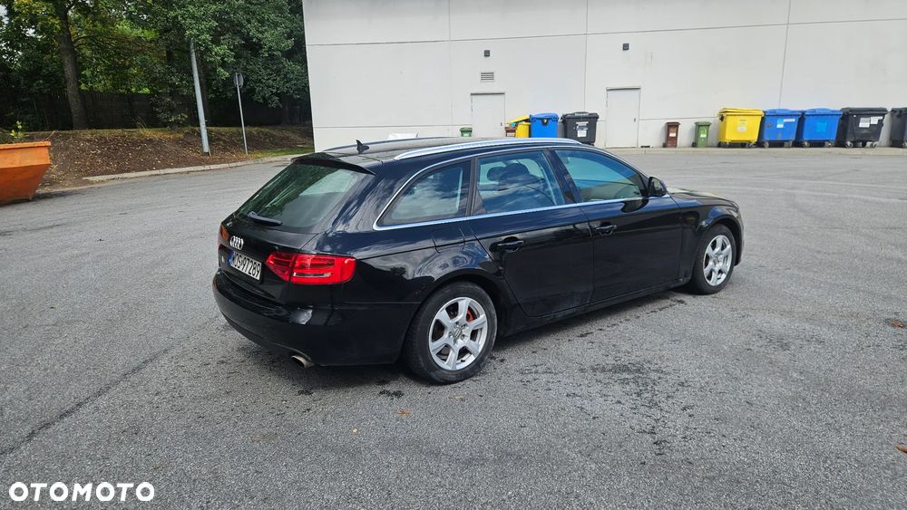 Audi A4 Avant - 11