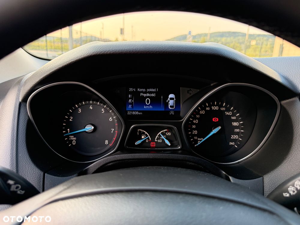 Ford Focus 1.5 EcoBoost Titanium ASS - 31