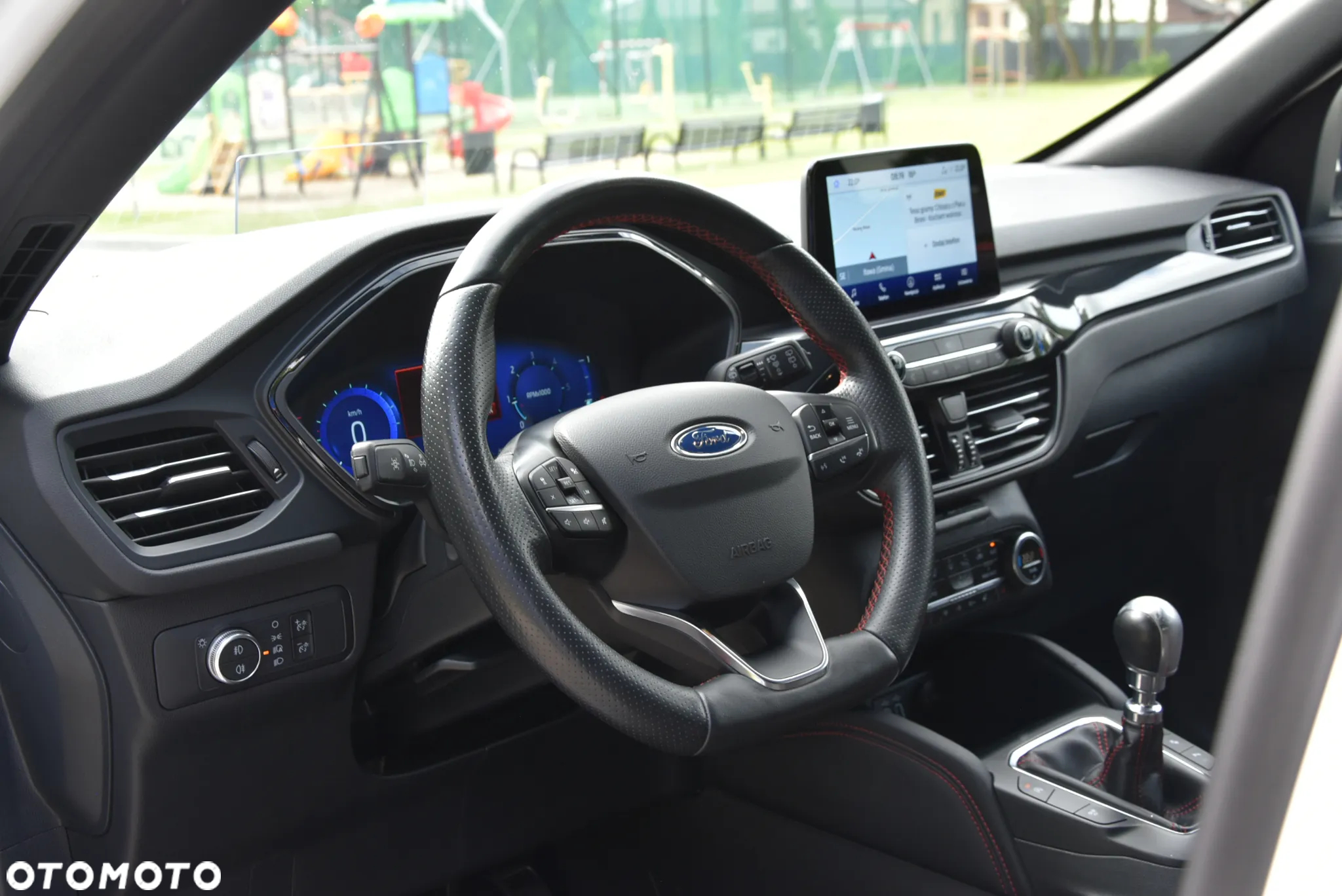 Ford Kuga 2.0 EcoBlue Hybrid ST-LINE X - 16
