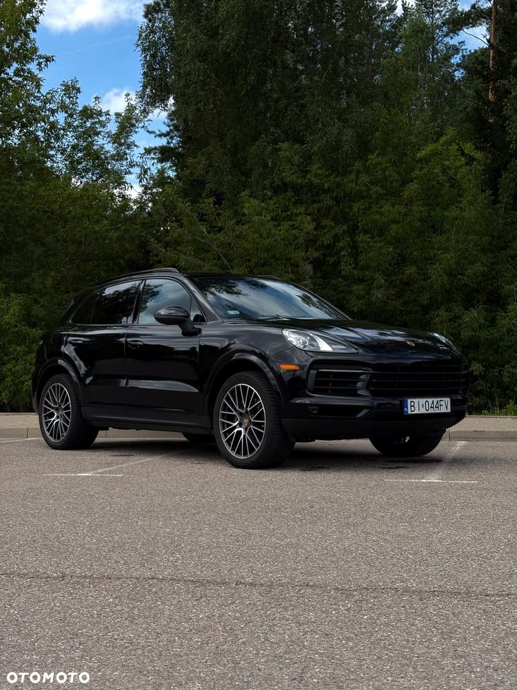 Porsche Cayenne Standard - 1