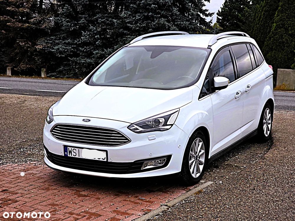Ford Grand C-MAX - 37