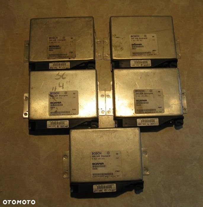 # SCANIA 4 124 STEROWNIK KOMPUTER MODUŁ ABS ASR 0265150351 1388035 - 1