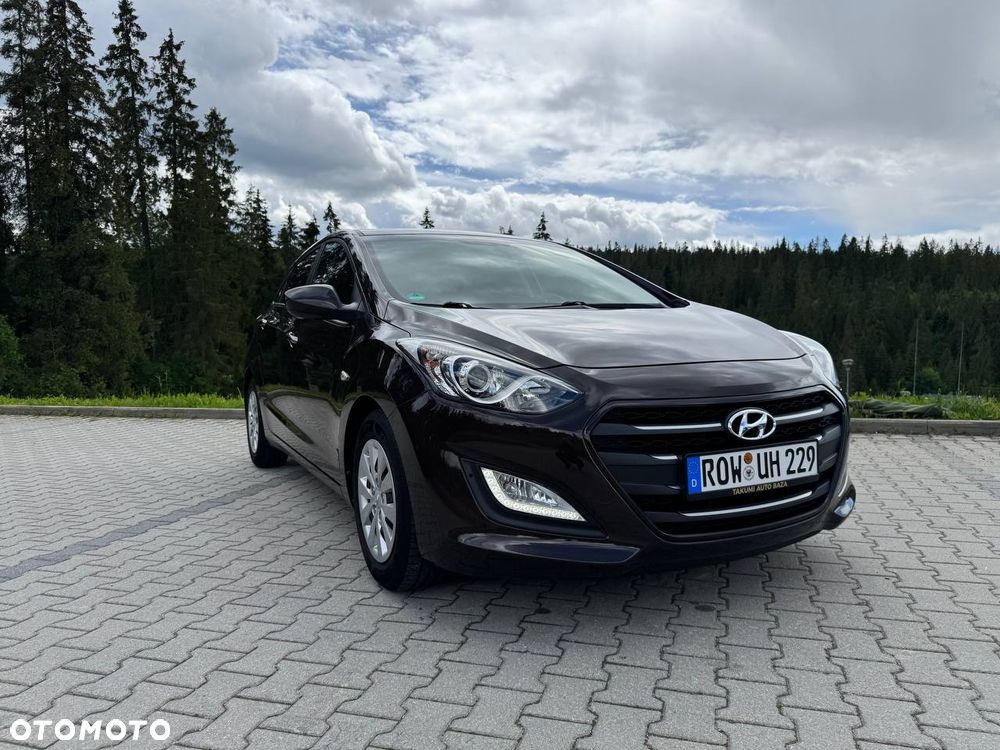 Hyundai i30 blue Kombi 1.4 Classic - 5