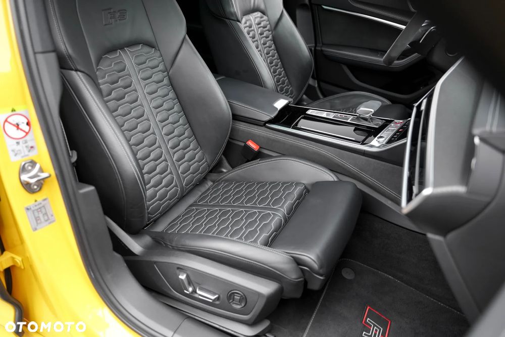 Audi RS6 Avant - 19