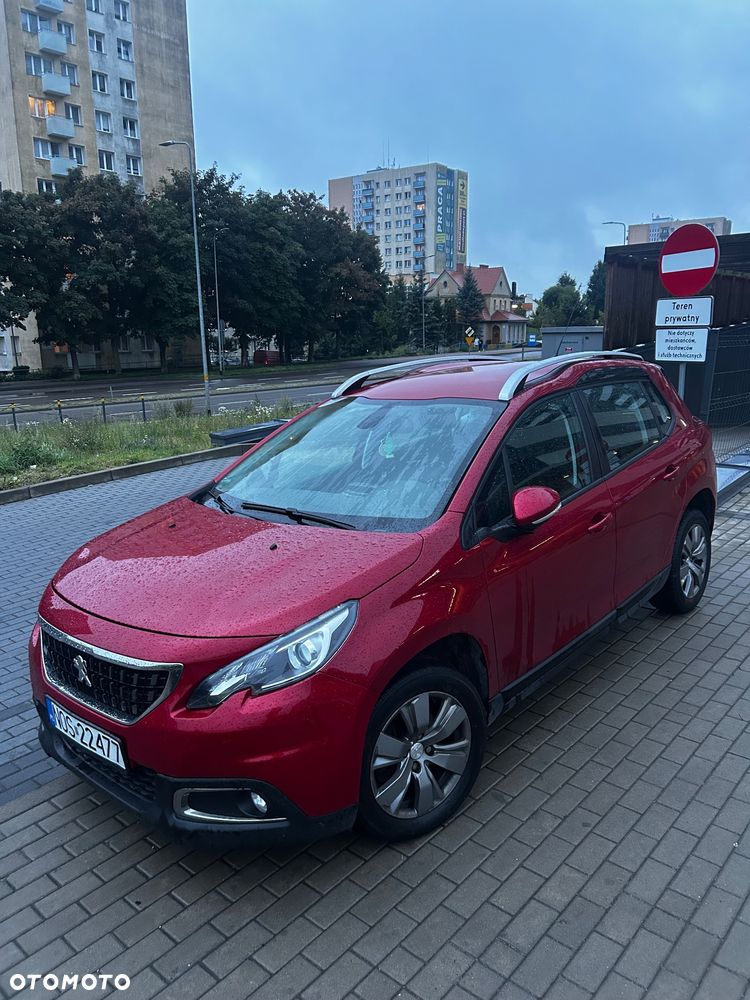 Peugeot 2008 1.2 Pure Tech Allure S&S EAT6 - 4
