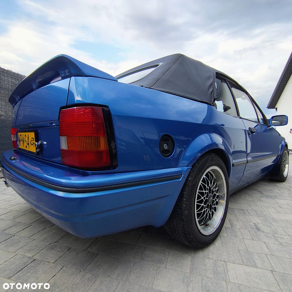 Ford Escort - 7