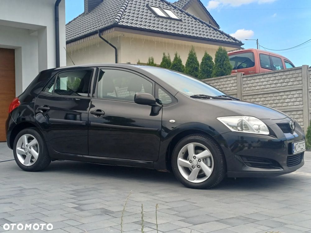 Toyota Auris 1.4 D-4D Terra - 13