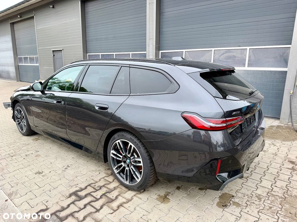 BMW Seria 5 520d xDrive - 1
