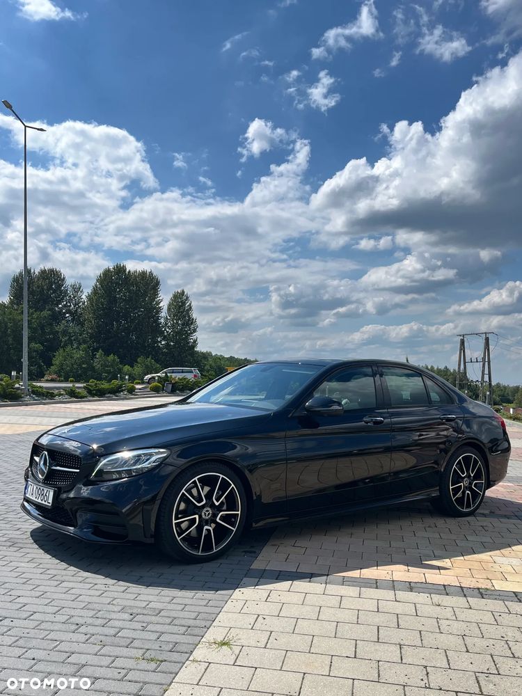 Mercedes-Benz Klasa C 300 9G-TRONIC - 7