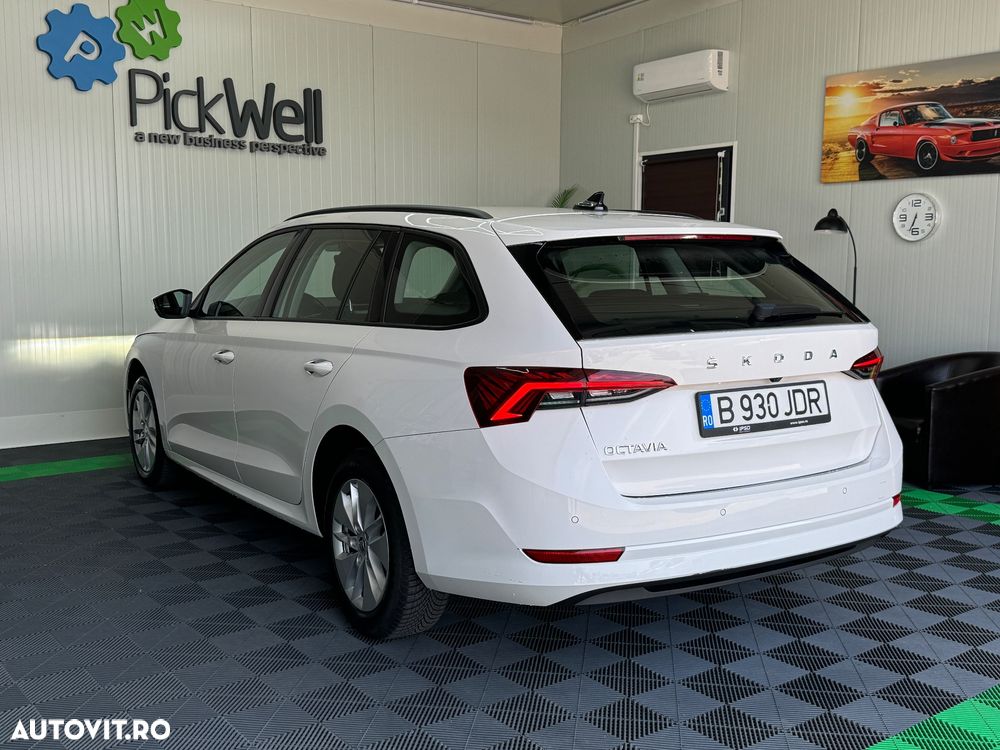 Skoda Octavia Combi 2.0 TDI DSG Ambition - 5