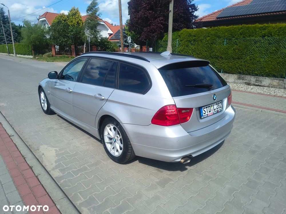 BMW Seria 3 318d DPF Edition Lifestyle - 8