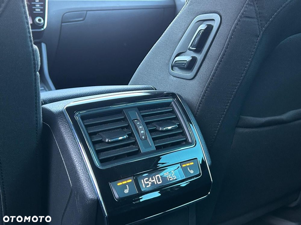 Skoda Superb 2.0 TDI SCR Style DSG - 35