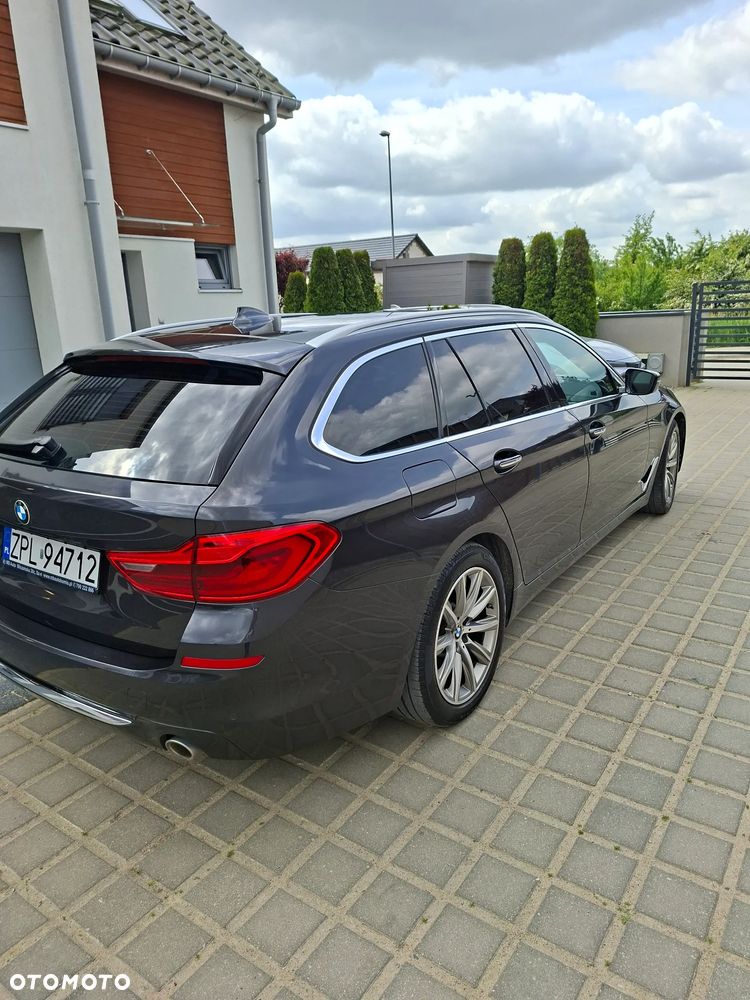 BMW Seria 5 520d Luxury Line sport - 14