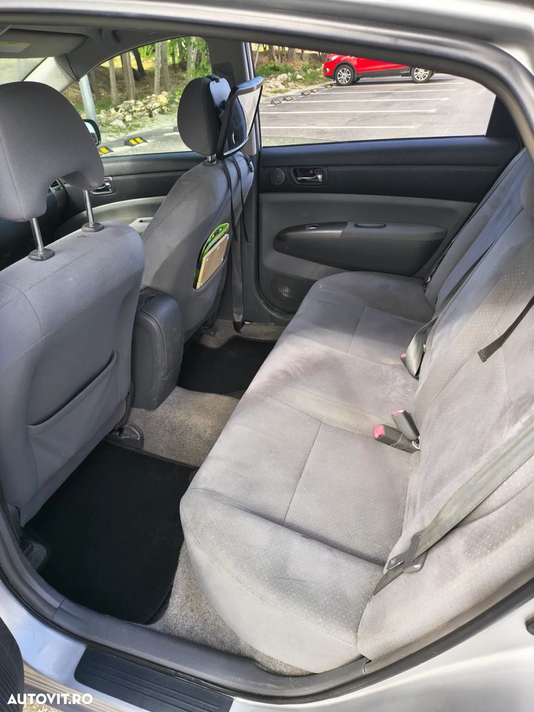 Toyota Prius - 6
