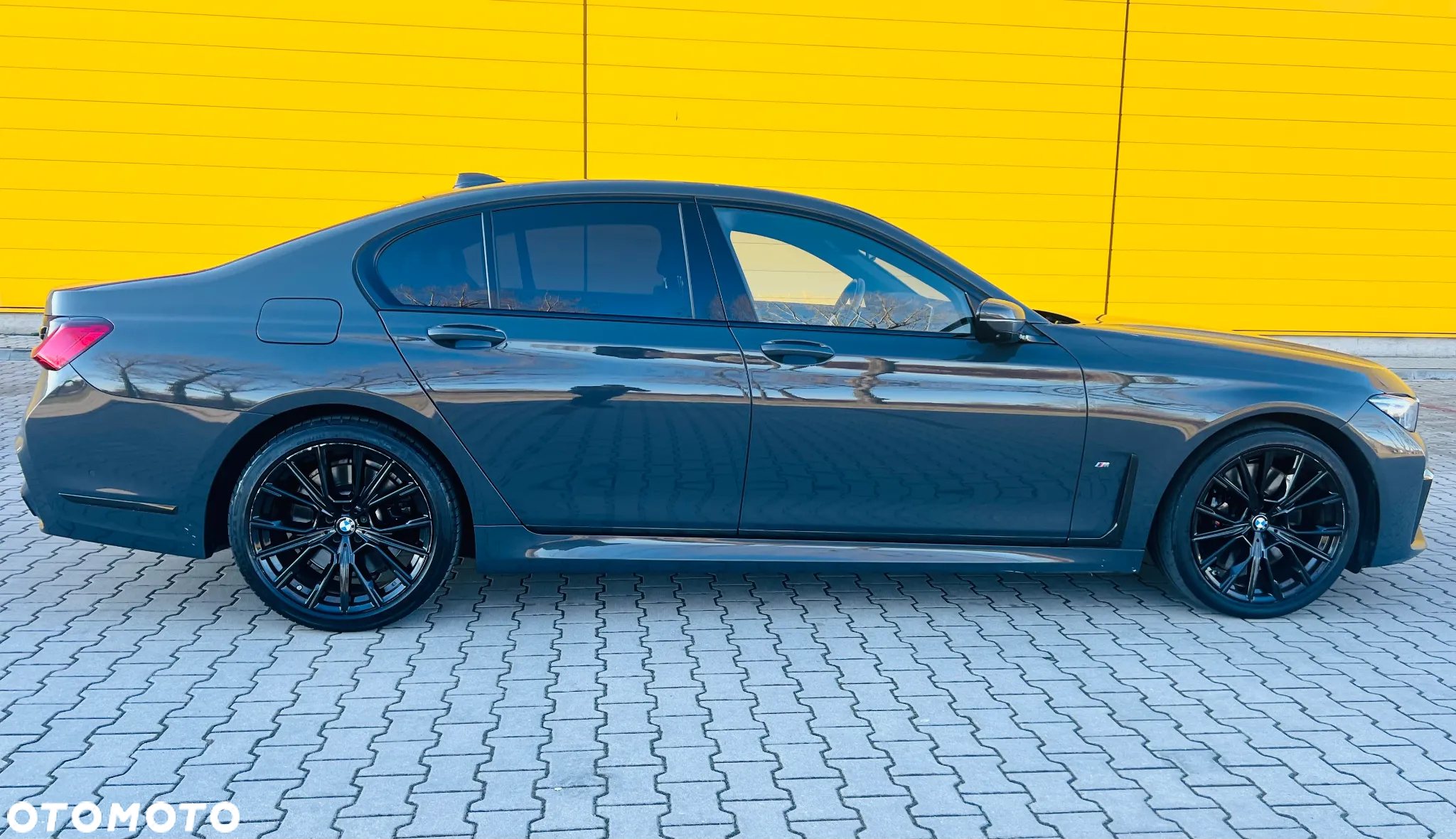 BMW Seria 7 740d xDrive sport - 5