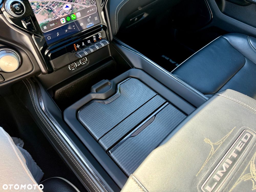 RAM 1500 - 32