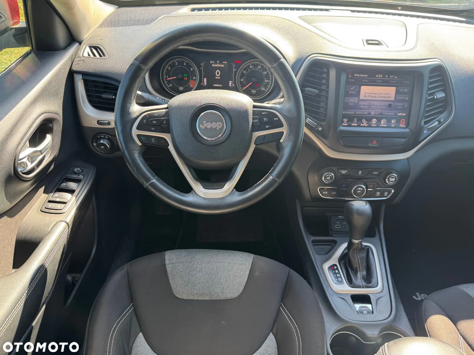 Jeep Cherokee - 20