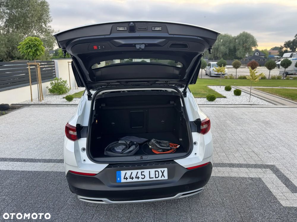 Opel Grandland X Plug-in-Hybrid4 1.6 DI Start/Stop Ultimate - 35