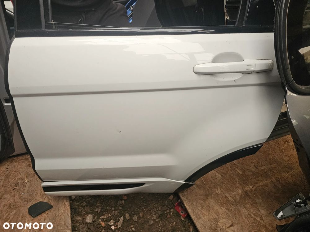 DRZWI LEWA STRONA PRZÓD TYŁ RANGE ROVER EVOQUE - 6