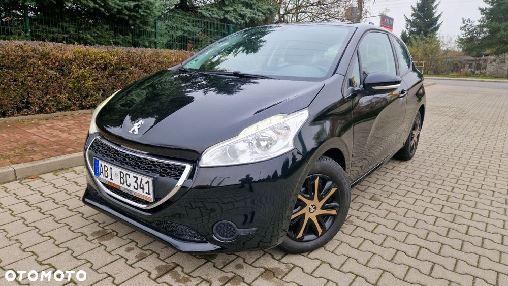 Peugeot 208 1.6 e-HDi Allure STT - 1