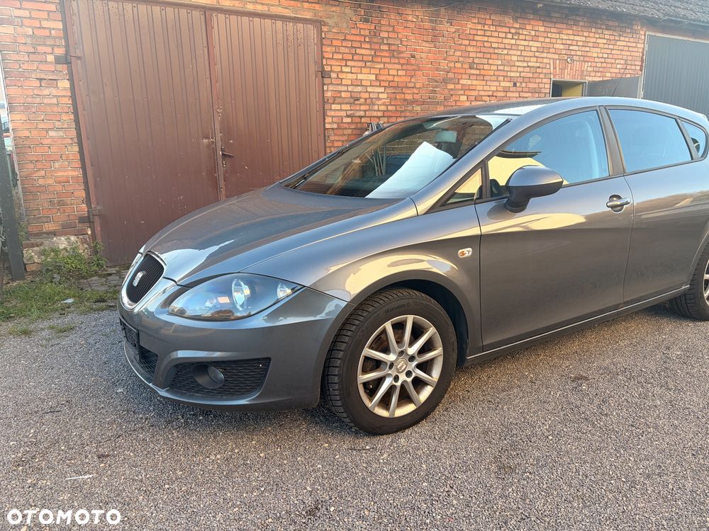 Seat Leon 2012 photo 2