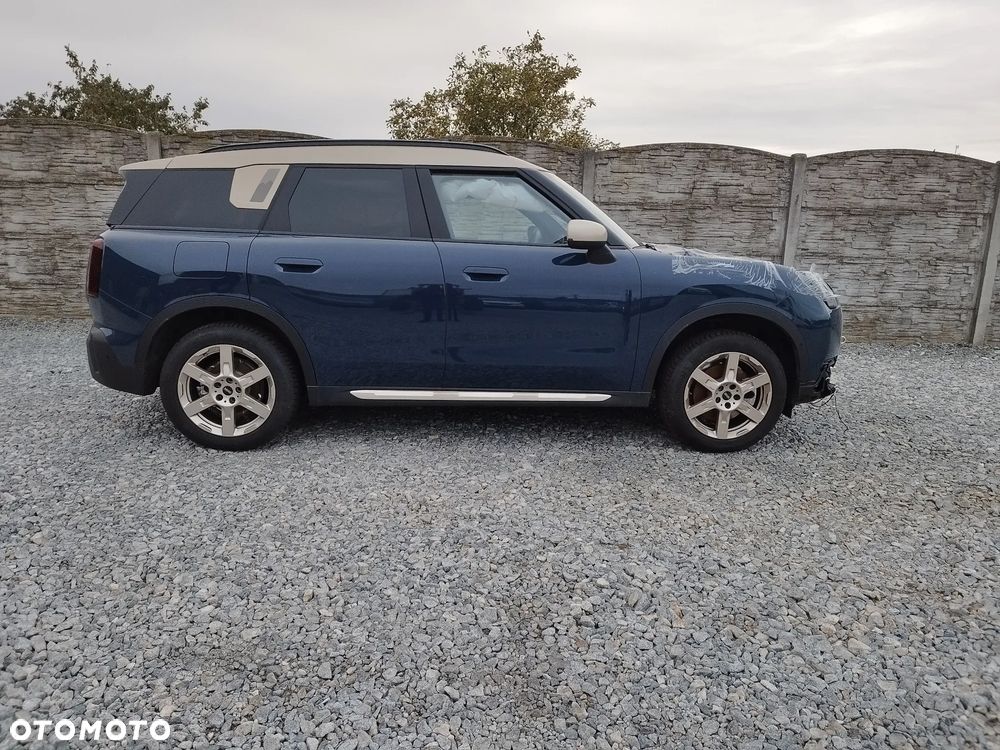 MINI Countryman C Favoured Trim - 4