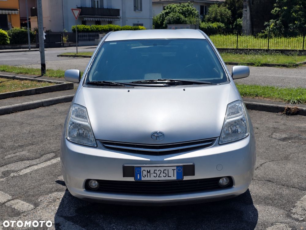 Toyota Prius 1.5 VVT-i Prestige - 3