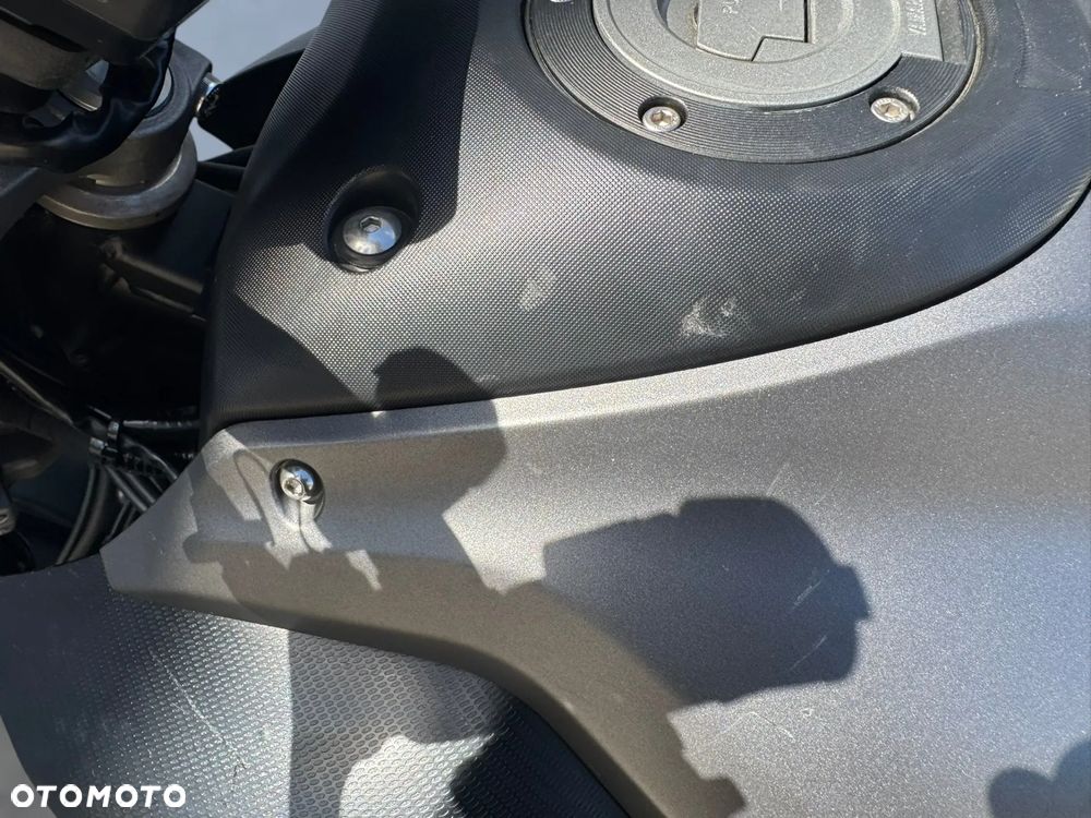 Yamaha MT - 19