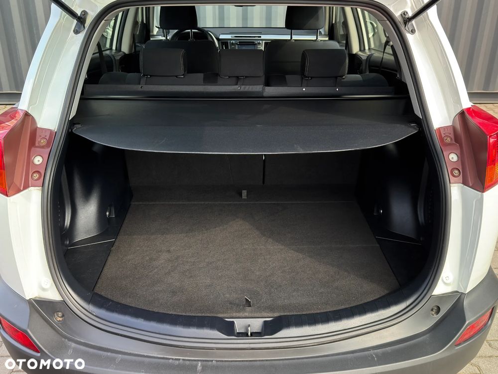 Toyota RAV4 2.0 D-4D Active 4x2 - 37