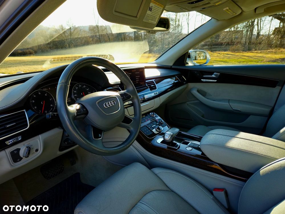 Audi A8 4.2 FSI L Quattro - 11
