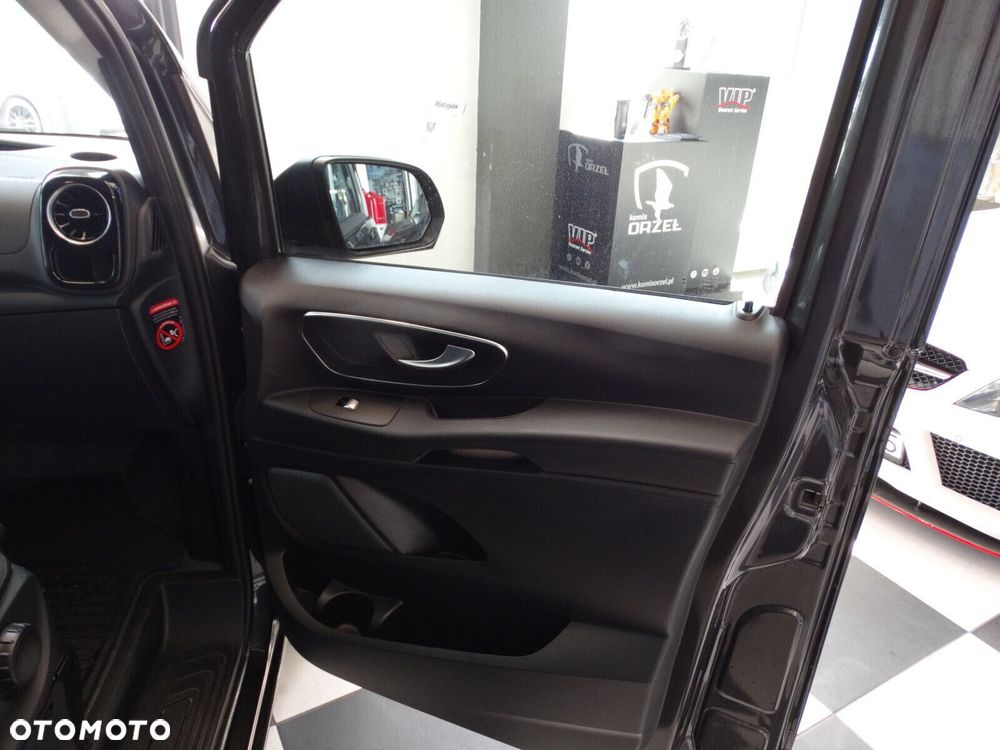 Mercedes-Benz Vito - 32