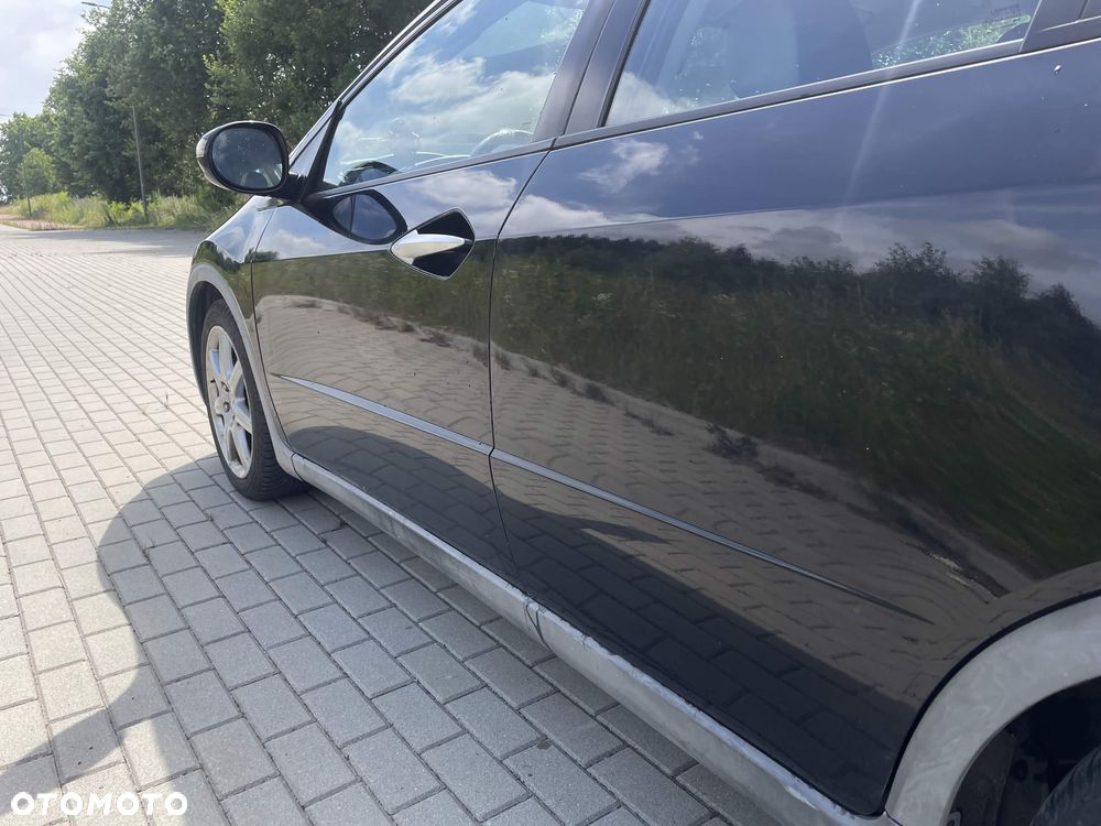 Honda Civic 1.8 Comfort - 3