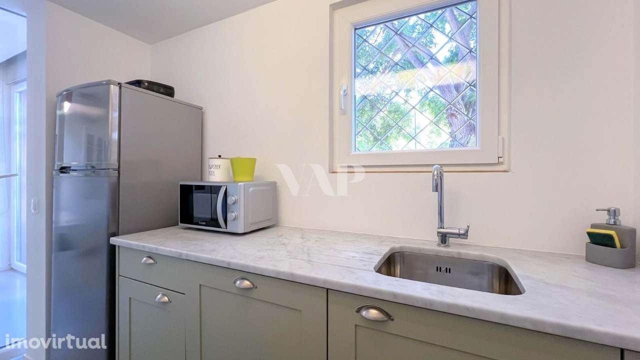 Apartamento com 2 Quartos, Terraço Privado e Estacionamento na Marina - Grande imagem: 3/15