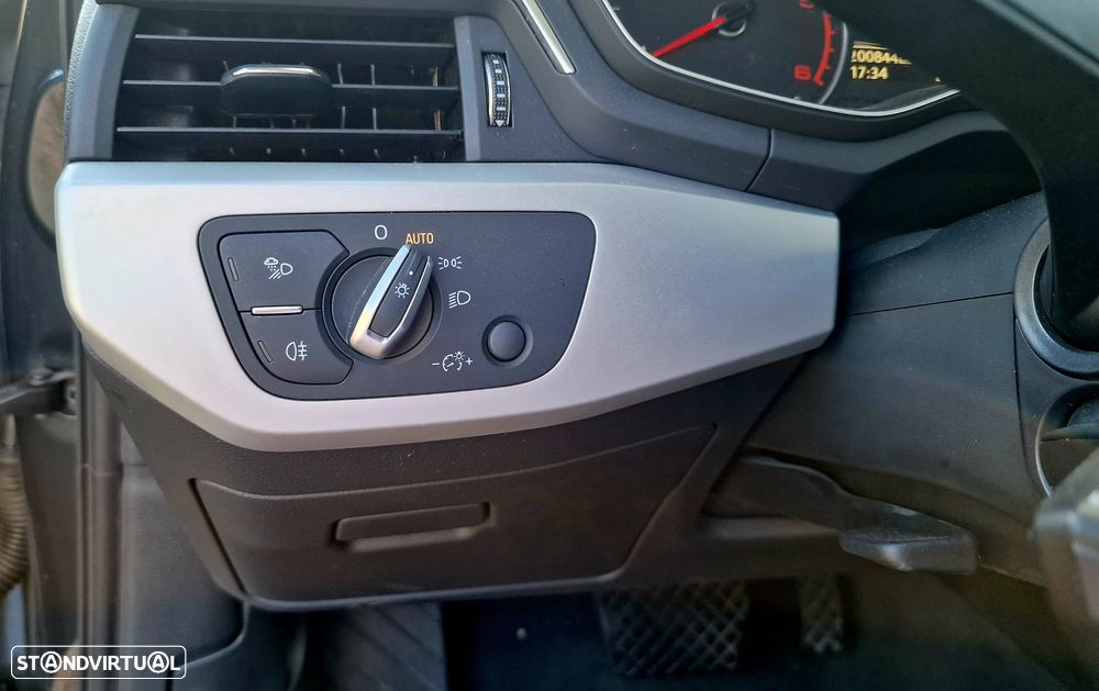 Audi A4 Avant 35 TDI S tronic - 14