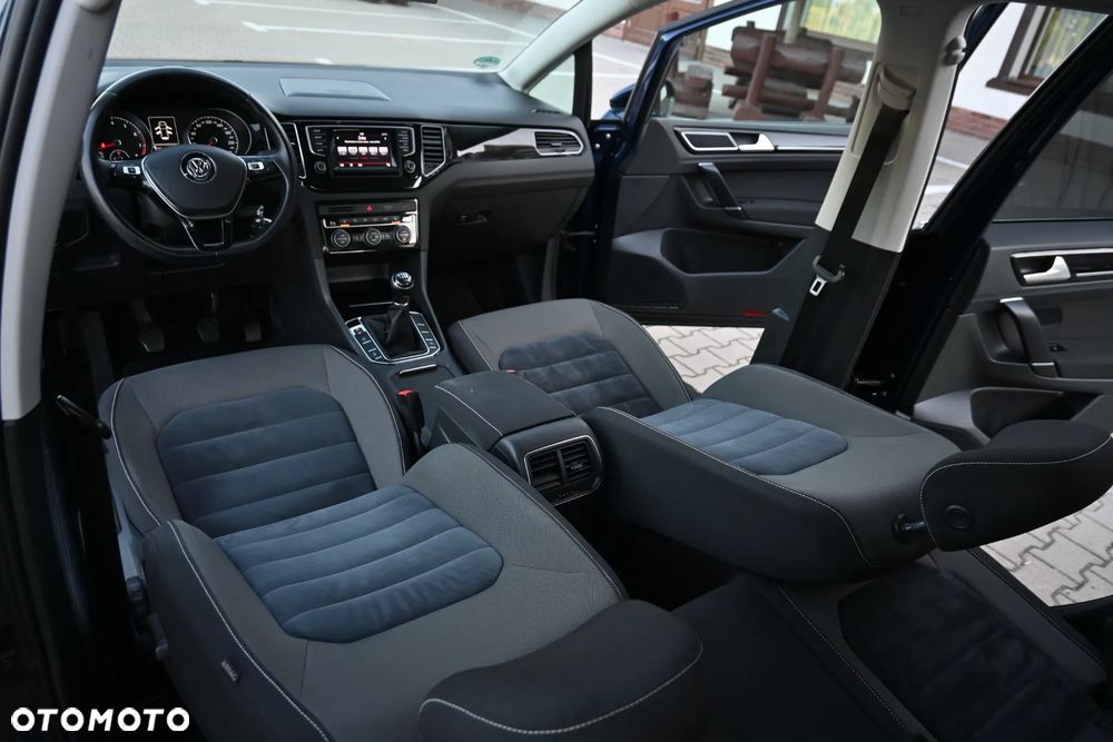 Volkswagen Golf Sportsvan 1.4 TSI (BlueMotion Technology) Highline - 34