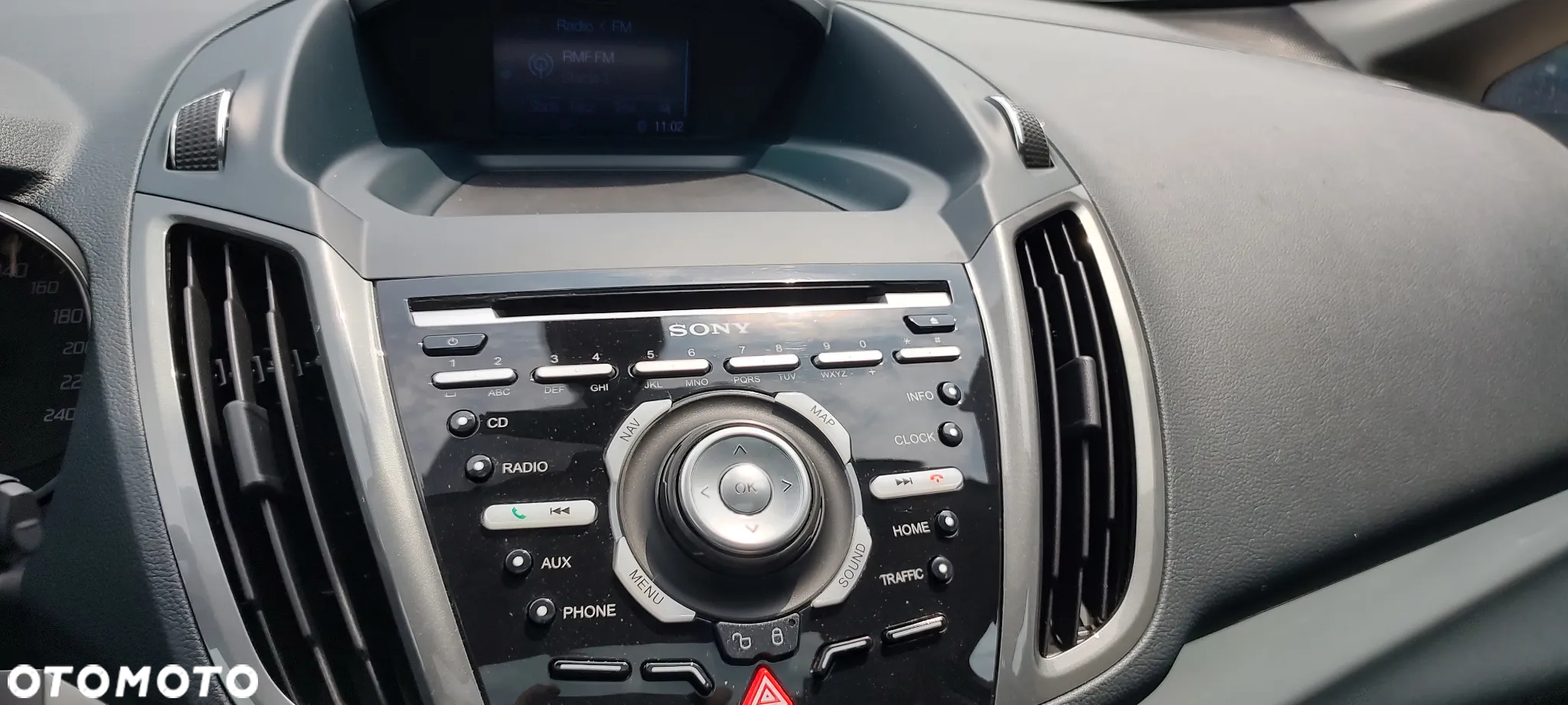 Ford C-MAX 1.6 EcoBoost Titanium - 13