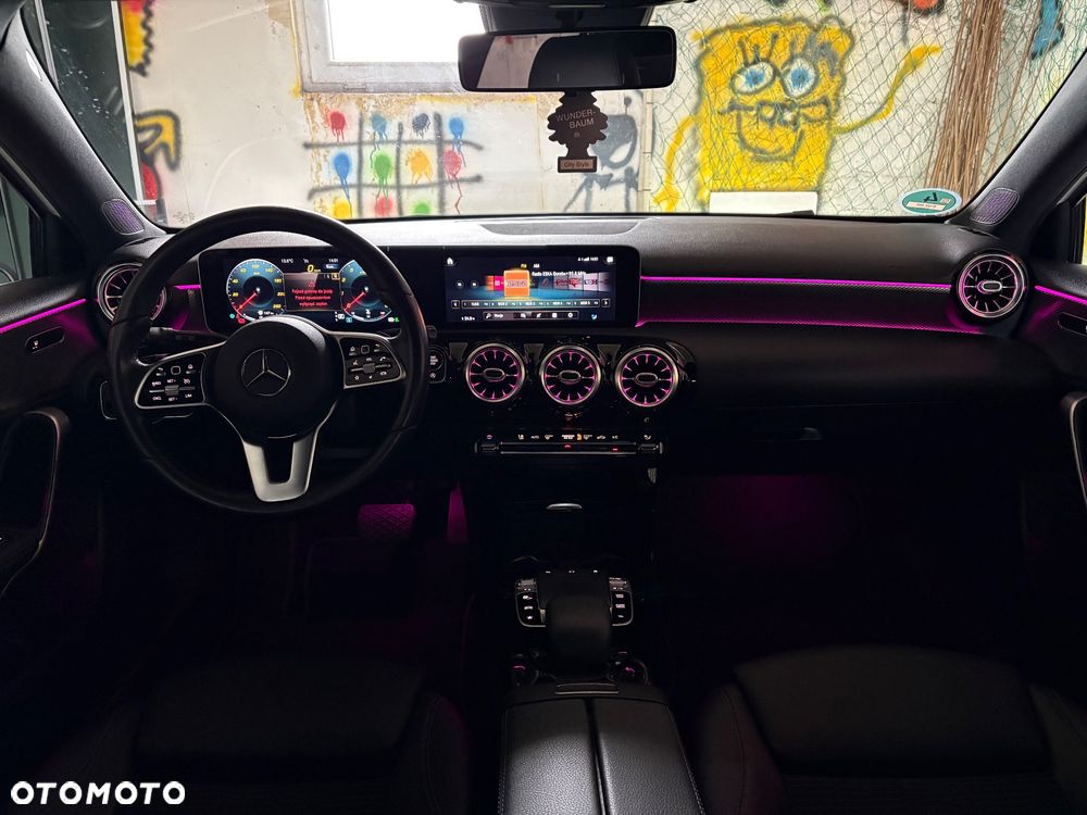 Mercedes-Benz Klasa A 200 7G-DCT - 18