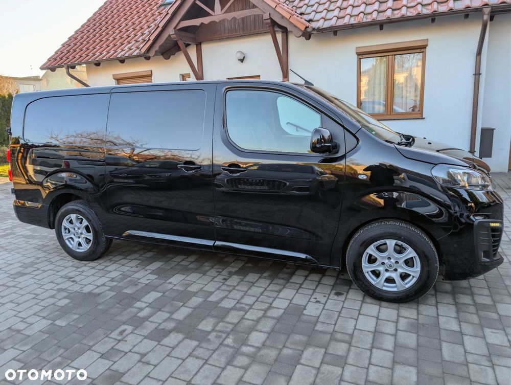 Opel Vivaro - 17