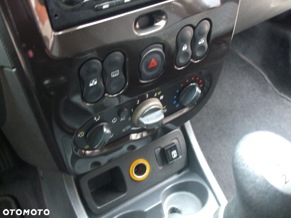 Dacia Duster - 33