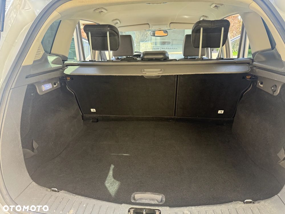 Ford Kuga 2.0 TDCi Titanium FWD - 8