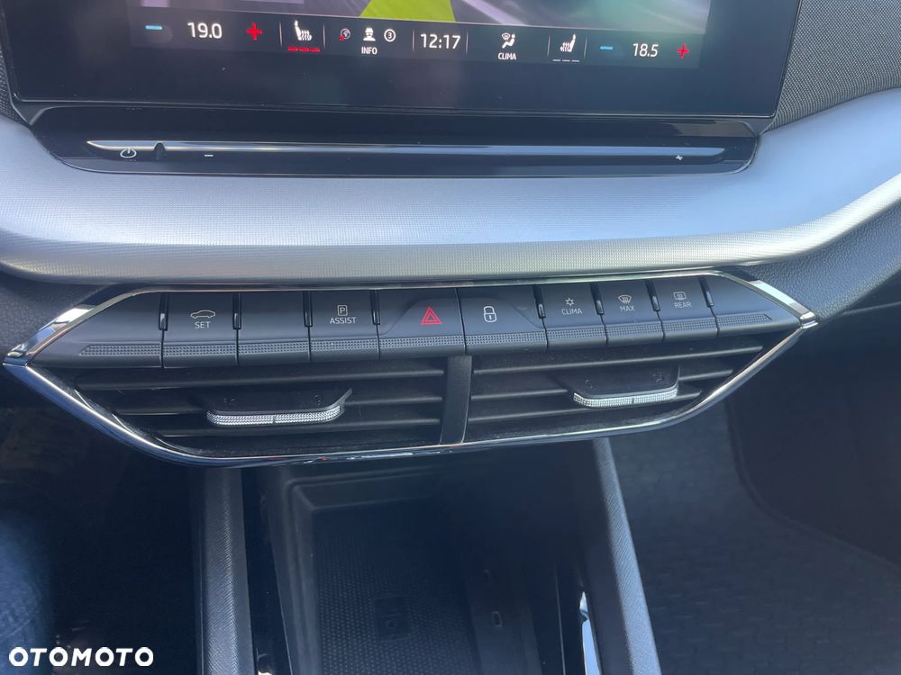 Skoda Octavia 2.0 TDI DSG Style - 31
