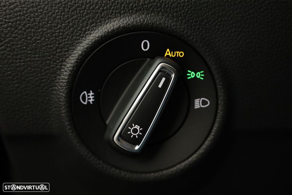 VW T-Roc 1.0 TSI - 18