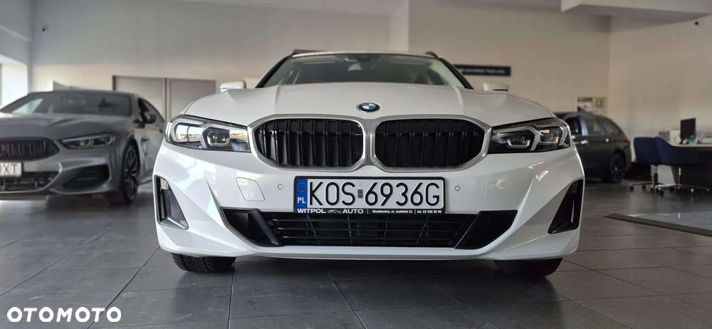 BMW Seria 3 318d Touring - 2