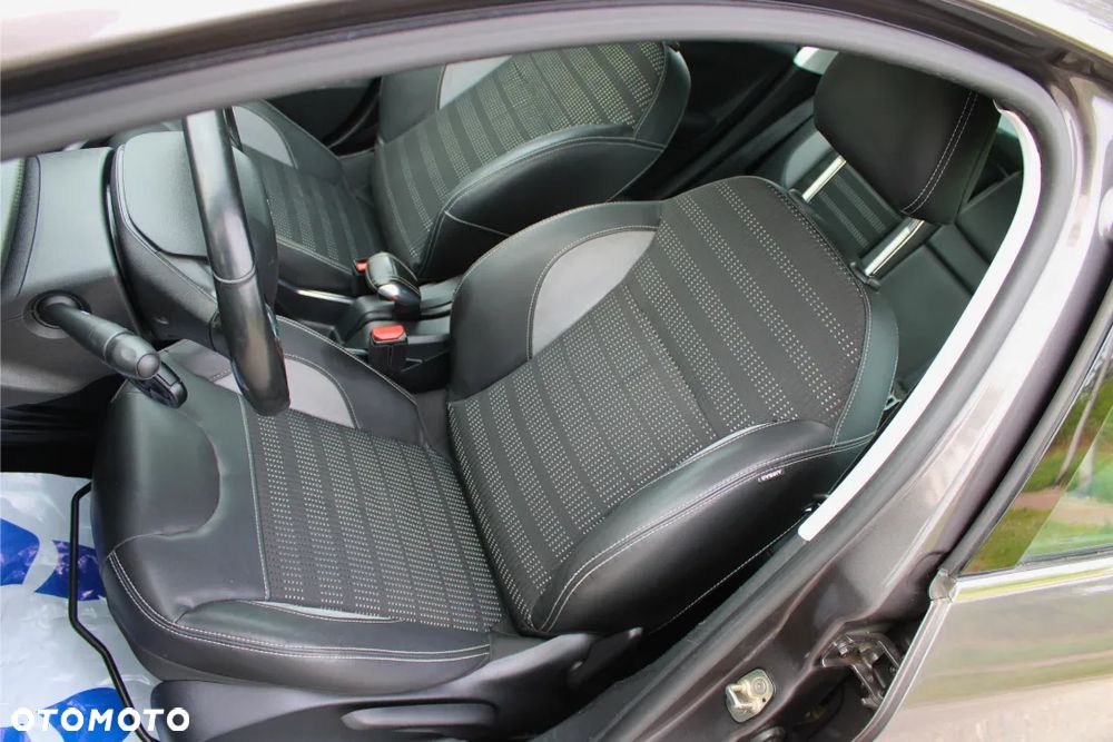 Peugeot 2008 1.6 e-HDi Allure S&S - 16