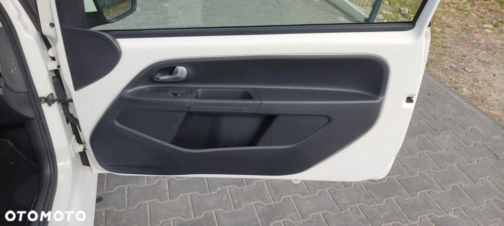 Volkswagen up! ASG high - 29