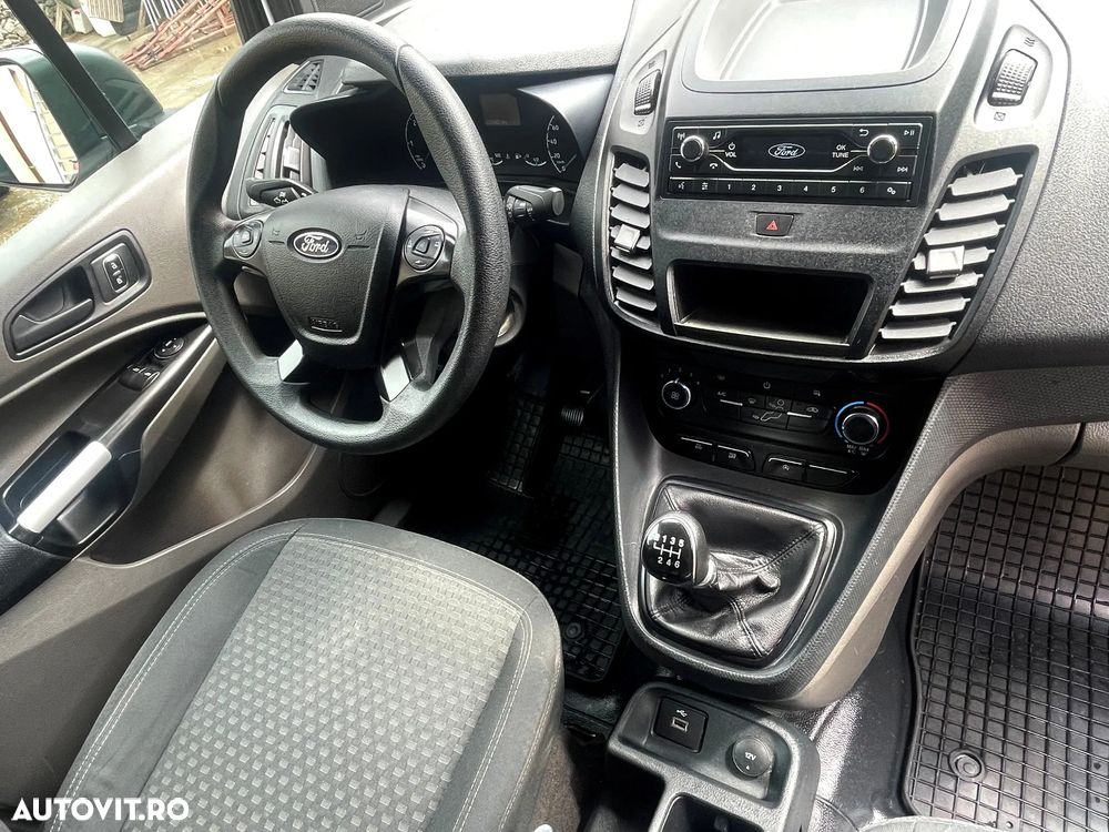 Ford Transit Connect - 6