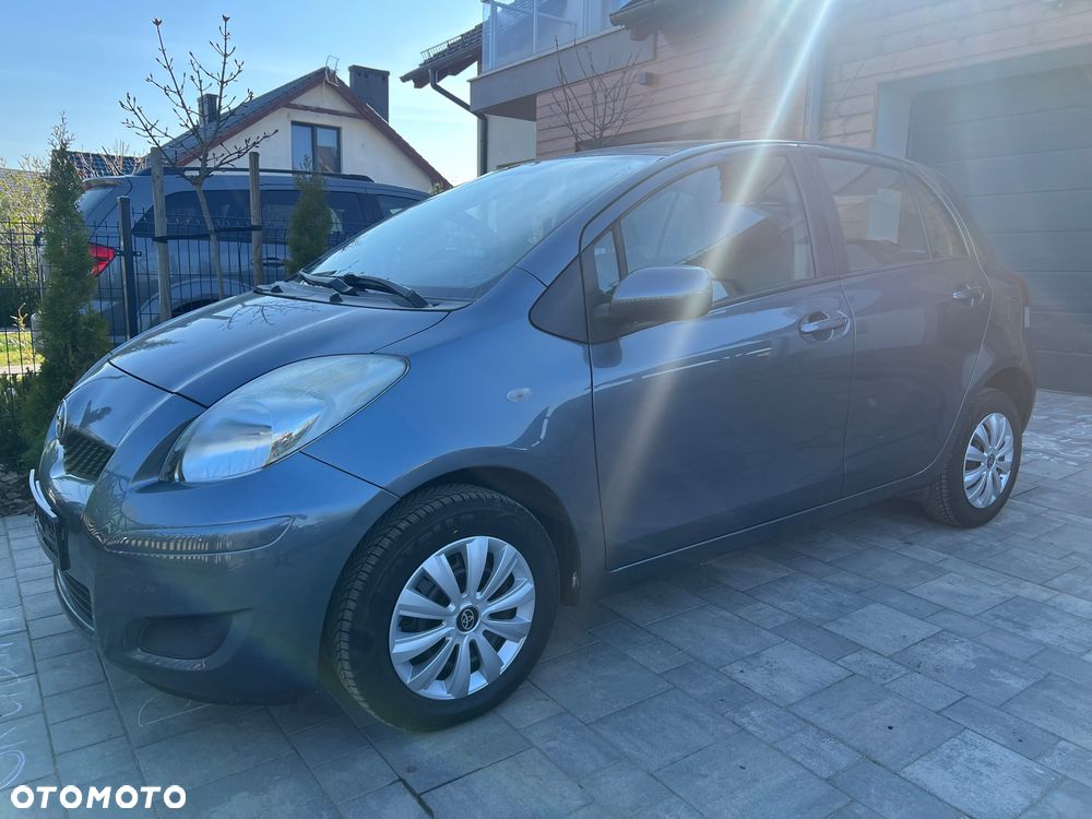 Toyota Yaris 1.0 VVT-i Cool - 11