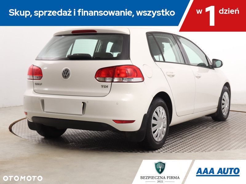 Volkswagen Golf - 7