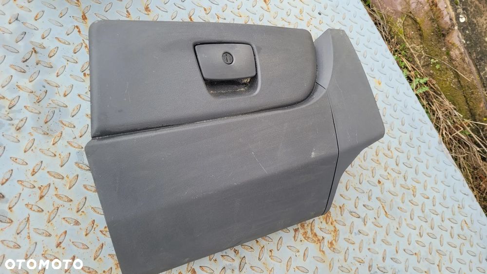 Schowek pasażera Citroen NEMO Fiat Fiorino BIPPER 1,4 HDI 2009r Europa - 2