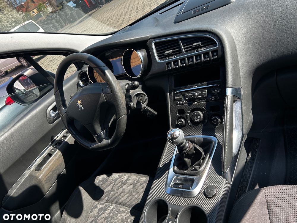 Peugeot 3008 2.0 HDi Active - 8